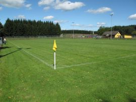 Sportplatz_Nauroth_2.jpg